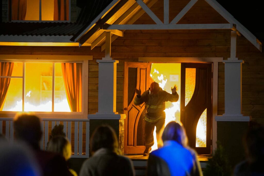 Why Choose 24/7 Fire and Water Damage Services?